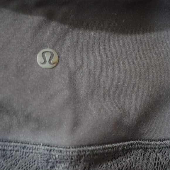 Lululemon Cropped Lace Sheer Detail Leggings Capri 12 - Picture 10 of 13